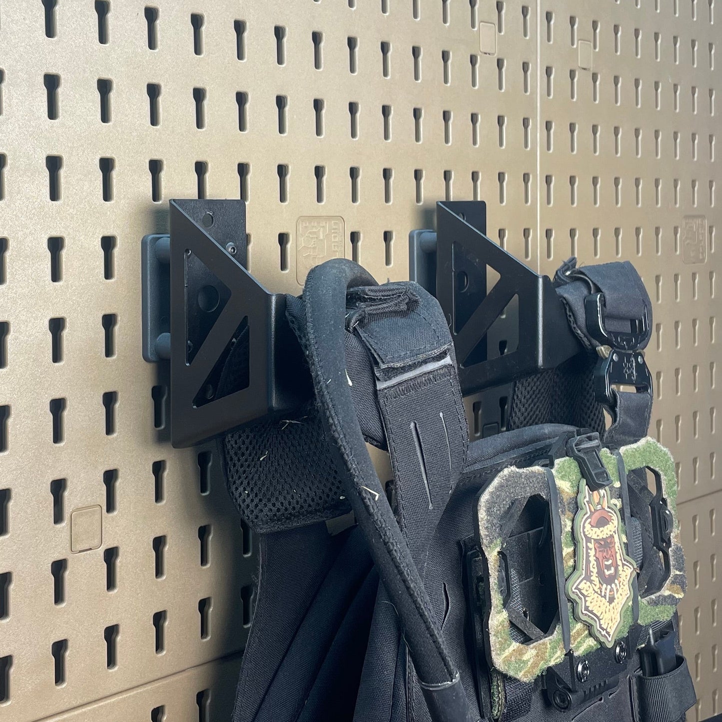 Sentinel Series – Plate carrier hanger (set of 2)