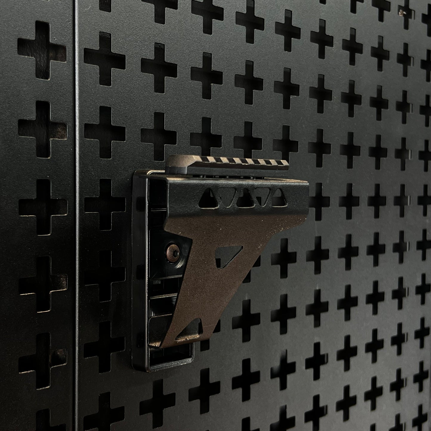 Fortress Series – Picatinny Rail Mount