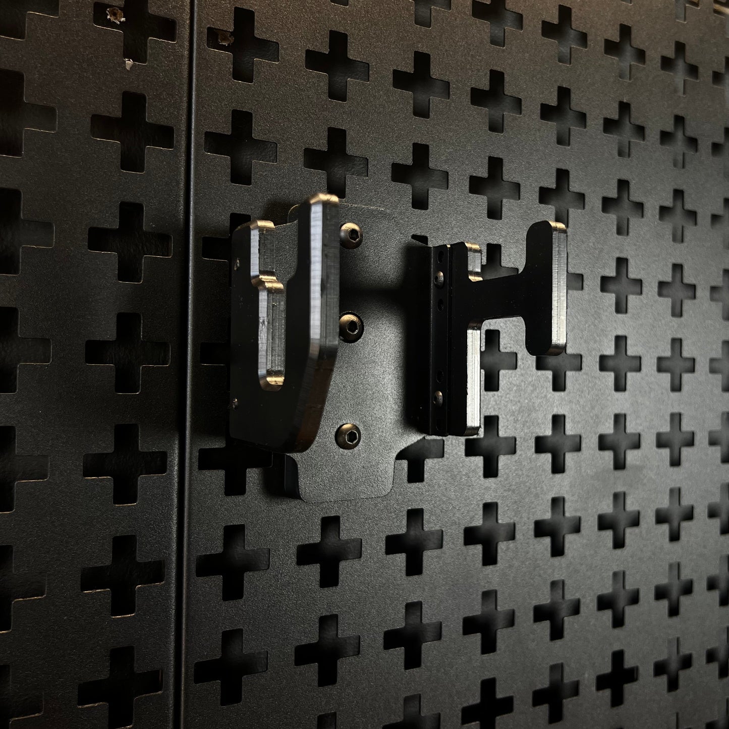 Fortress Series – Handgun Hanger x 1