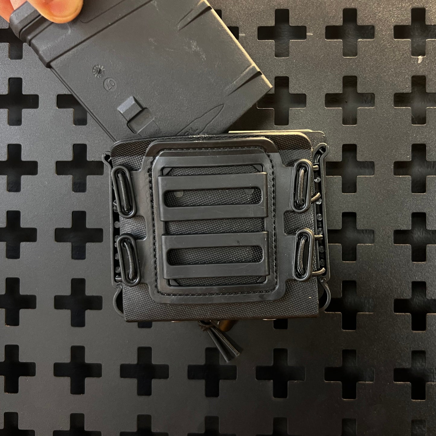 Fortress Series – Single Large Rifle Magazine Holder | Slimline