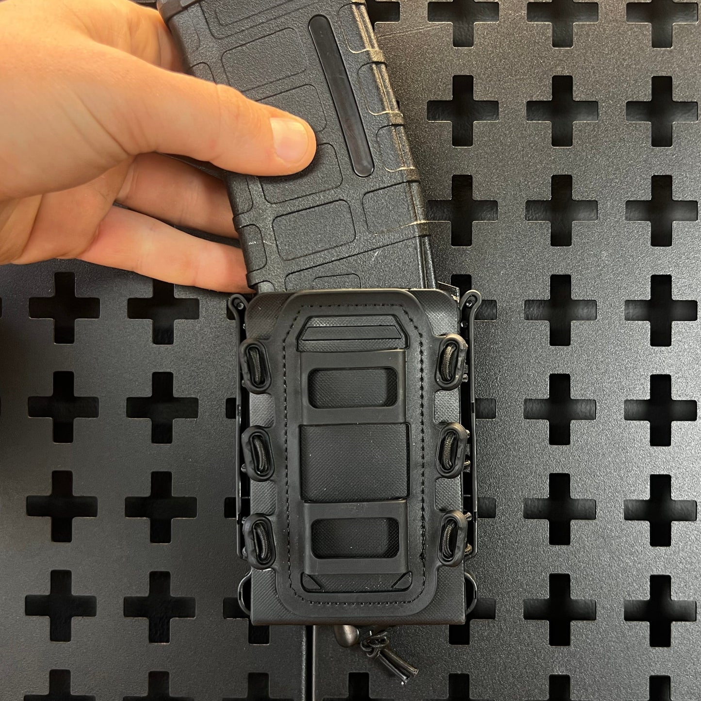 Fortress Series – Single Assault Rifle Magazine Holder | Slimline