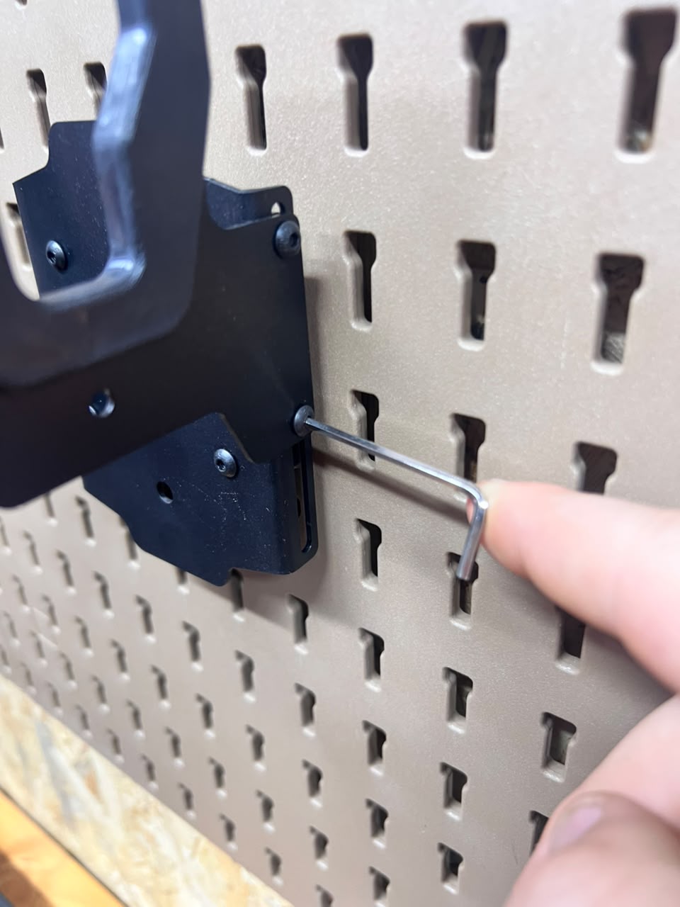 Sentinel Series – Handgun Hanger | MK 2
